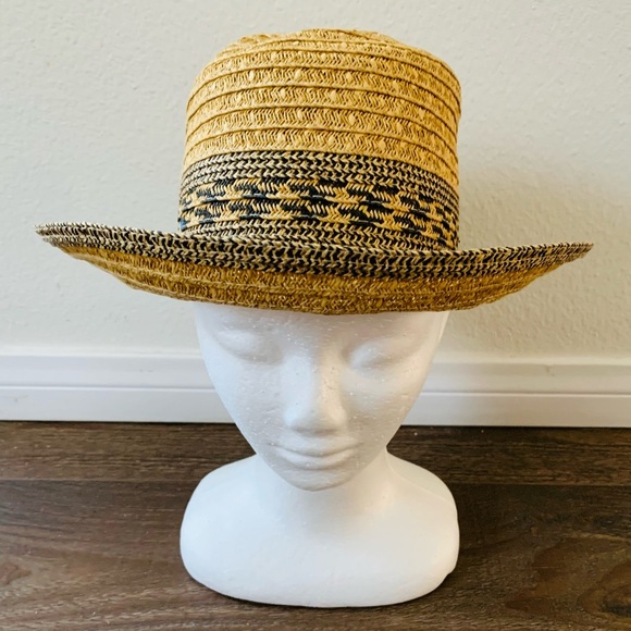 Art9 hat - Picture 2 of 8